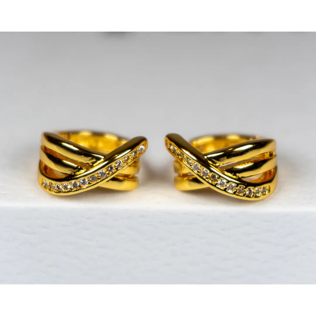 Pandora Signature Ukrštene Pavé Naušnice Alke (Posebna Pandora legura metala s 14k pozlatom)