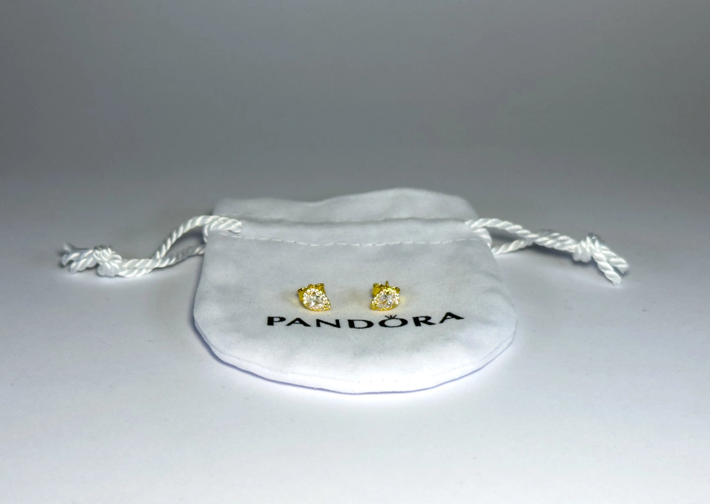 Pandora Naušnice Sjajne Suze (Srebro 925)